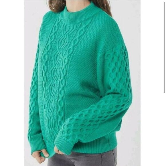 URBAN OUTFITTERS UO Austin Mock-Neck Cable Knit Sweater Green Size XS - Picture 2 of 8